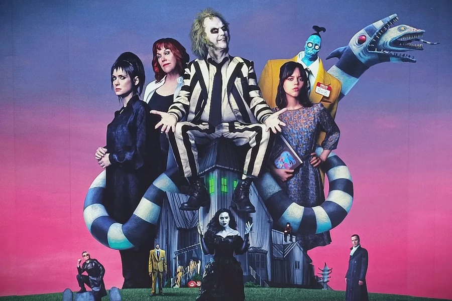 Beetlejuice 2 arrasa en taquilla, recuperando su inversión en tiempo récord. | FB @BeetlejuiceMovie