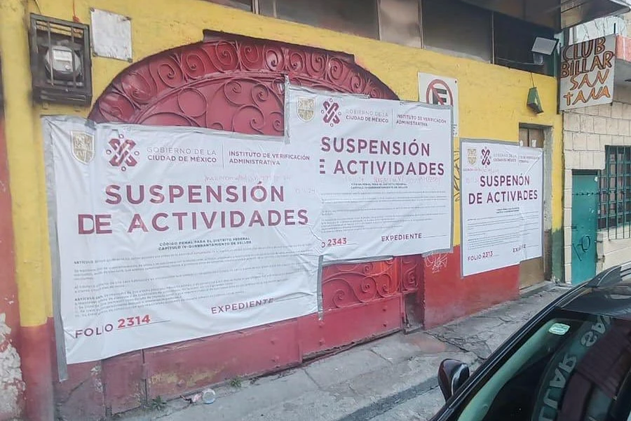 Se suspendieron siete establecimientos cuya actividad era la venta de bebidas alcohólicas. | @GobCDMX