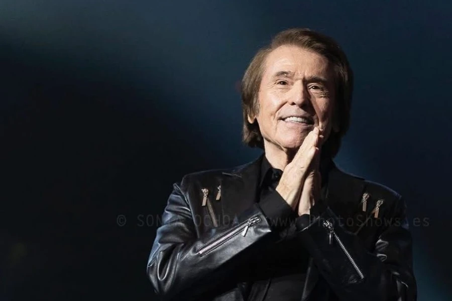 El cantante y actor mantiene su gira prevista para 2025. | @raphaelartista