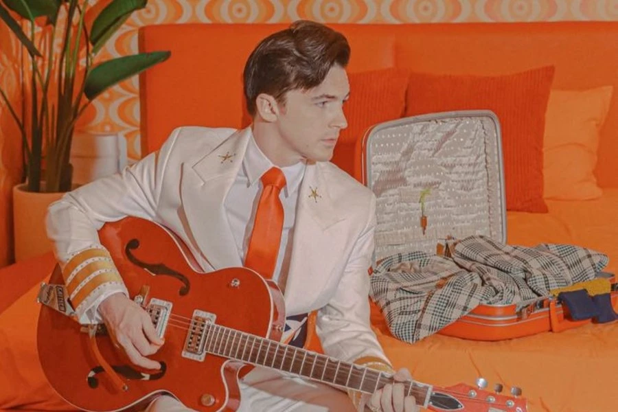 La escena se volvió viral y dividió opiniones. Foto: @drakebell